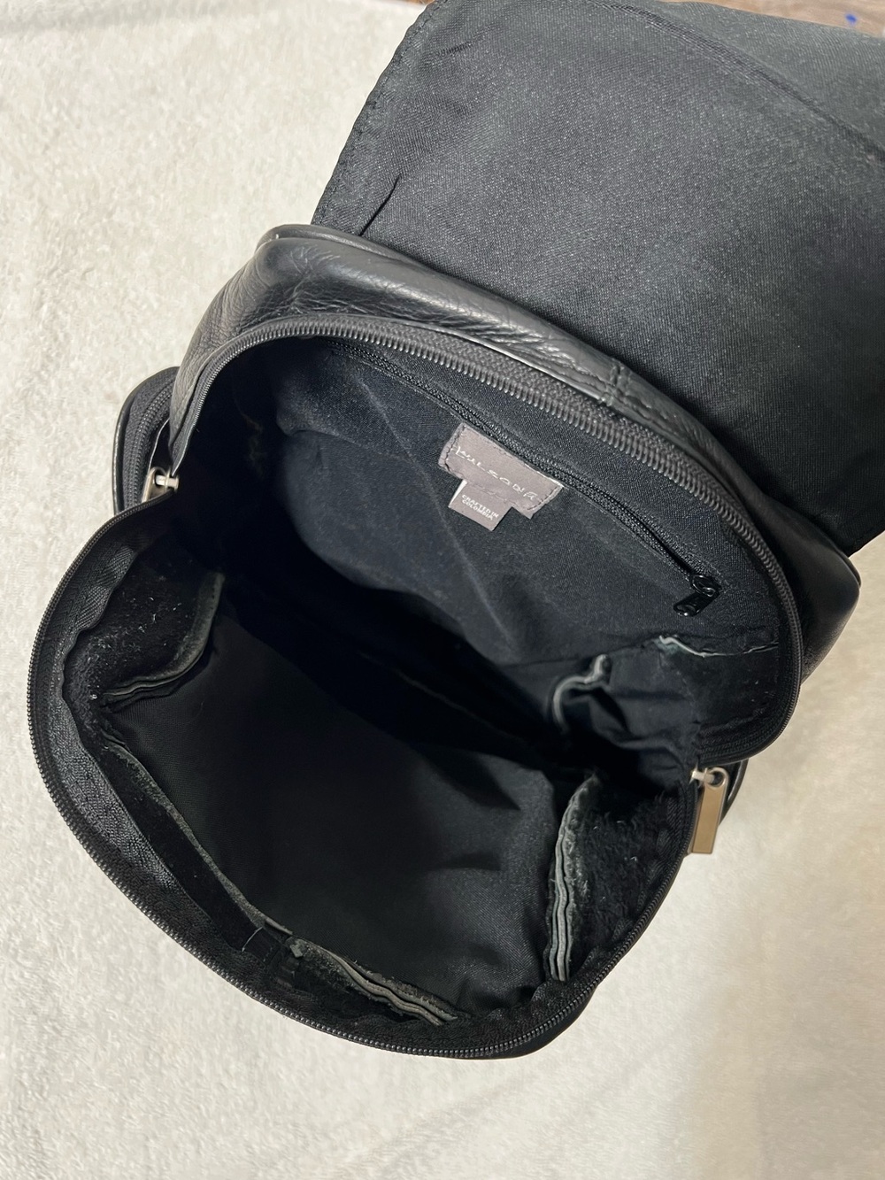 Wilsons Leather Backpack - Picture 2 of 7